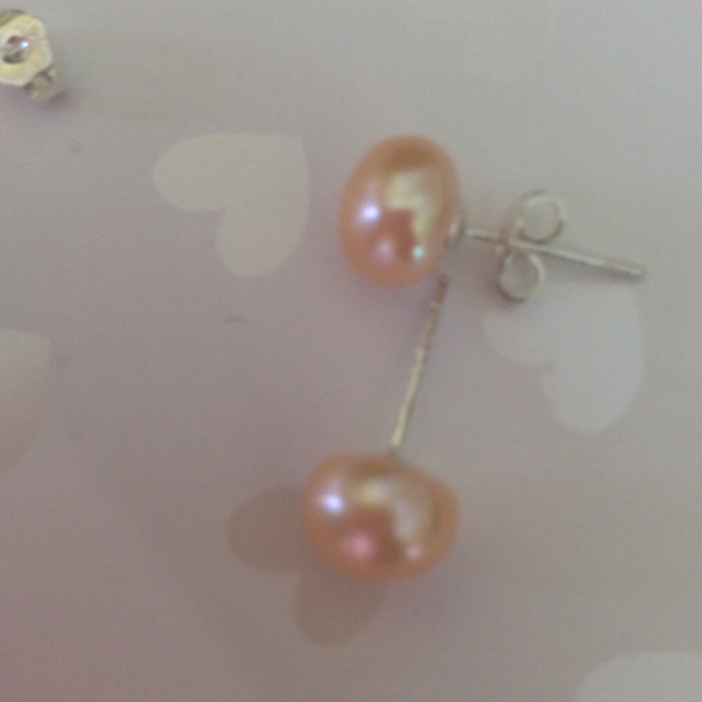 Freshwater 8mm Pink Pearl Stud Sterling Silver Earrings - Picture 4 of 4